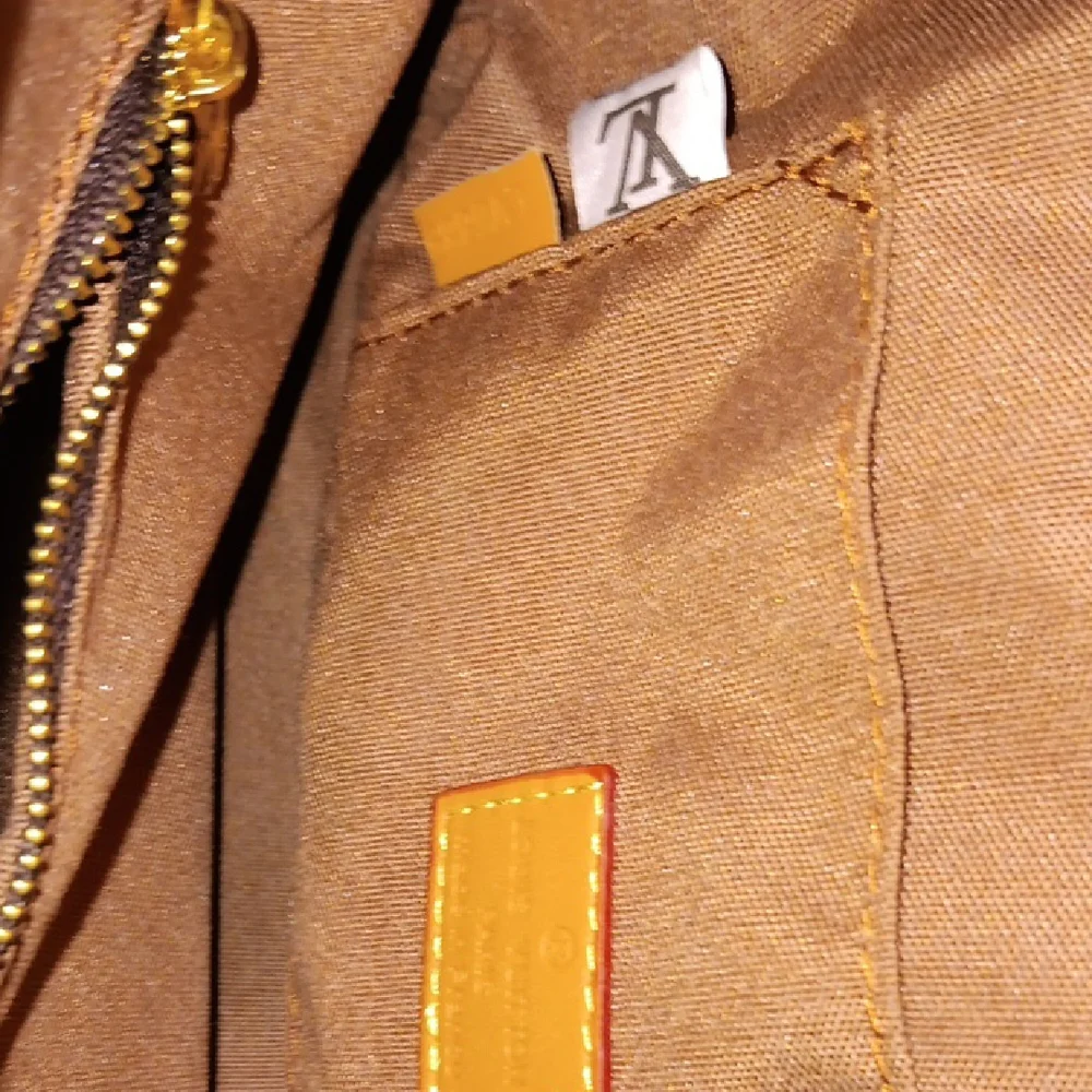 Louis Vuitton Monogram Brown Messenger Bag - Picture 2 of 3